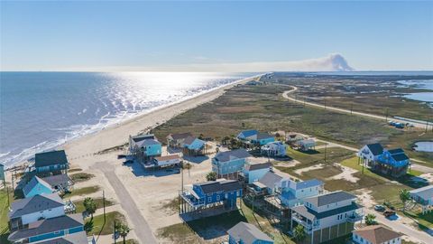 Homes For Sale - 12903 Buccaneer Parkway<br/> Freeport, TX 77541