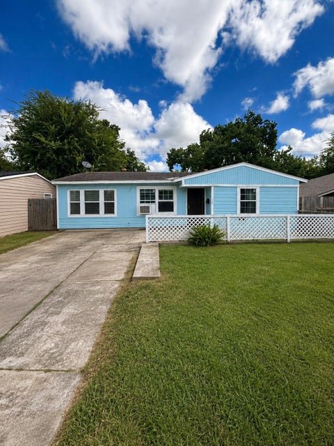 Photo of 2405 Ingersol Avenue, Pasadena, TX 77506 (MLS # 23097825)