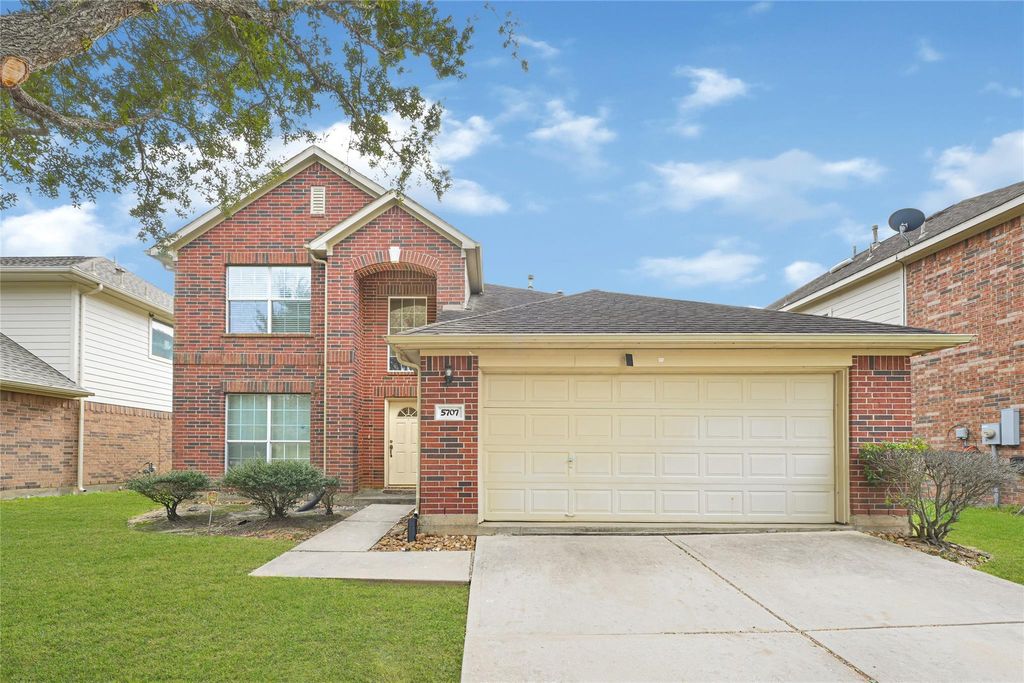 Photo of 5707 Meadow Breeze Lane, Rosharon, TX 77583 (MLS # 4191447)