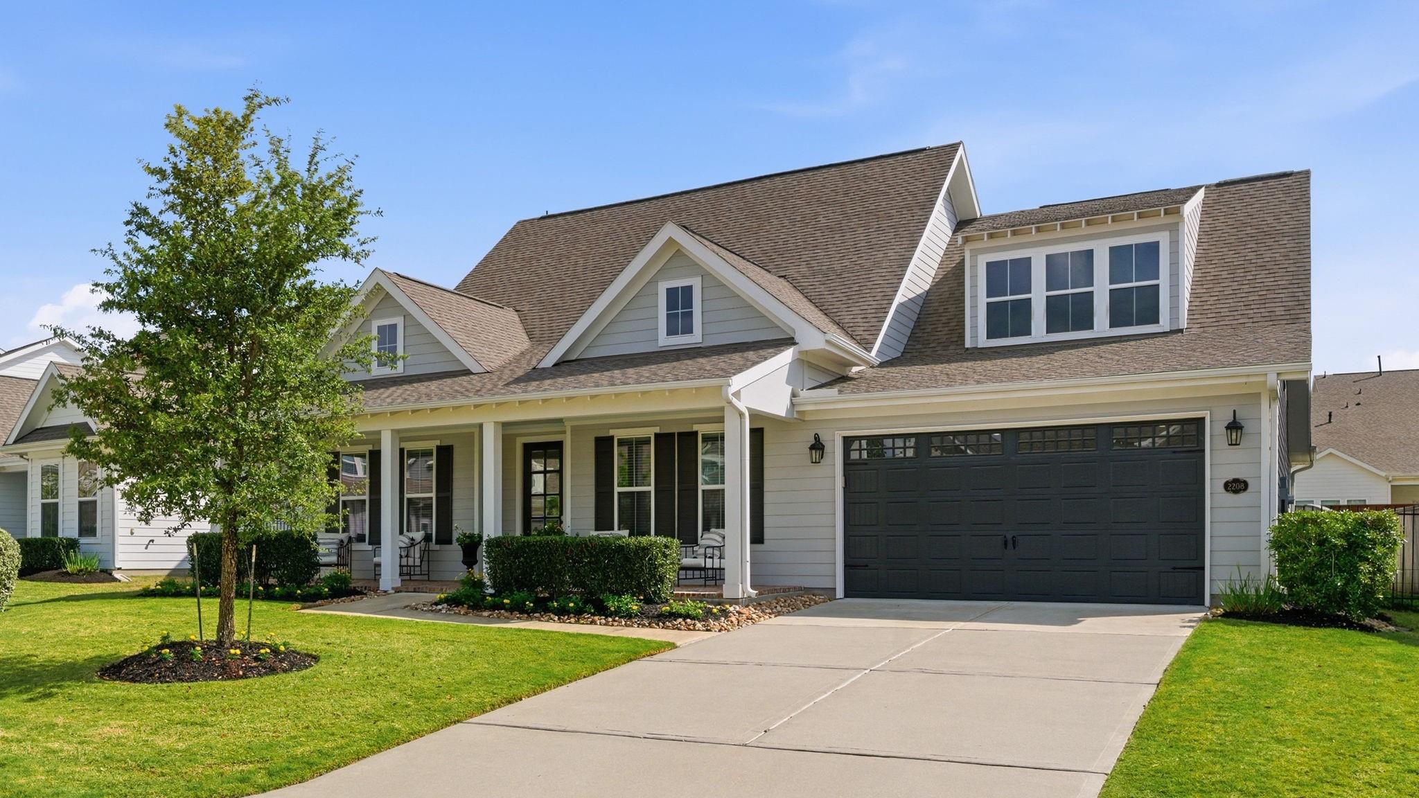 2208 Salt Grass Trail