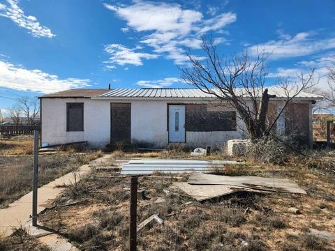 Photo of 512 N Avenue A, Grandfalls, TX 79742 (MLS # 76731906)