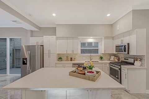 Photo of 15070 Kimberley Court, Houston, TX 77079 (MLS # 53348803)