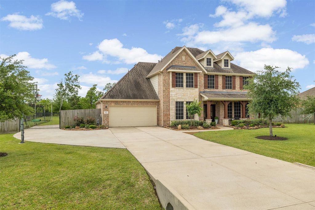 Photo of 4502 Sunrise Road, Baytown, TX 77523 (MLS # 9144062)