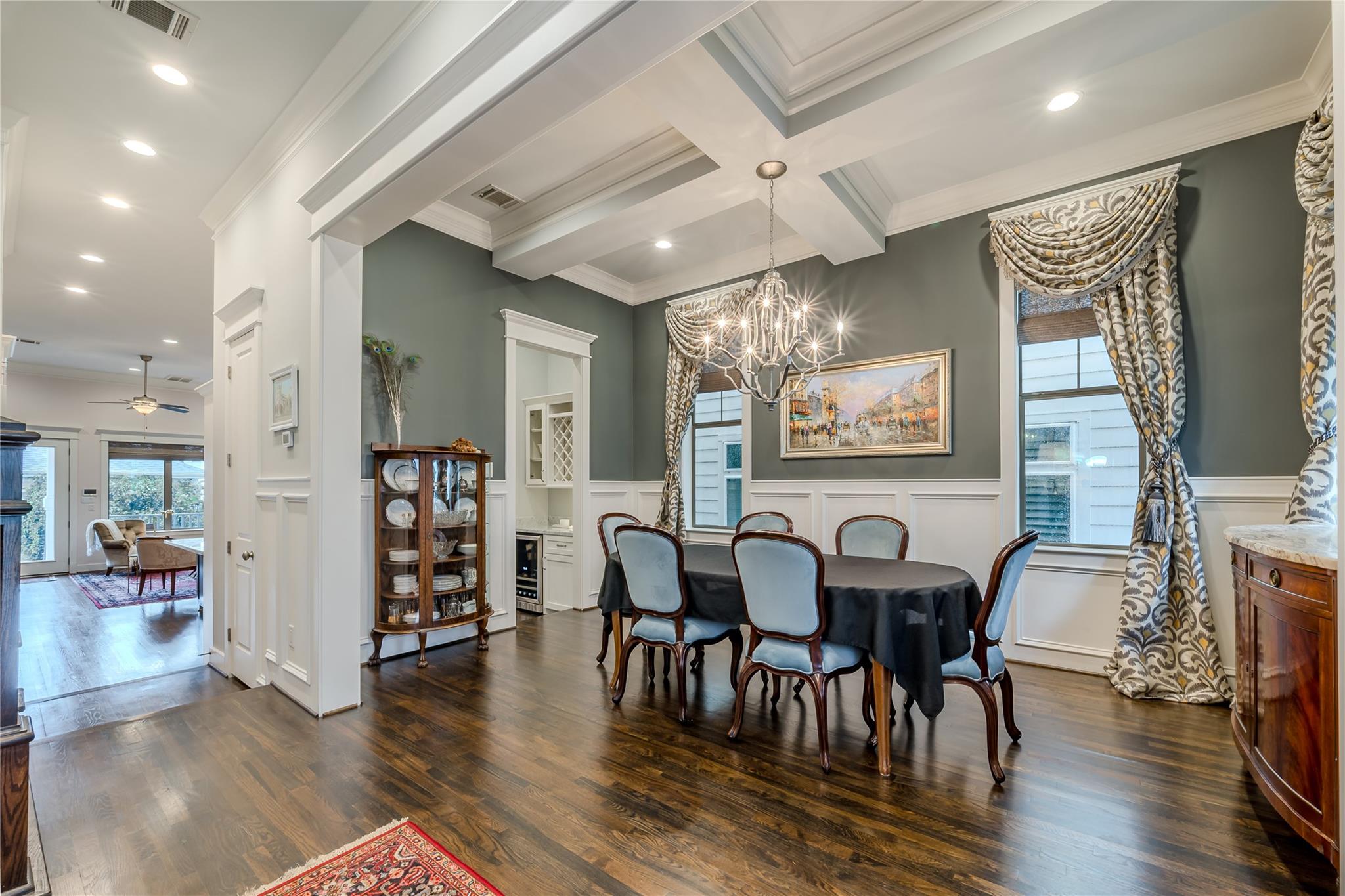 Houston, Texas 77008, United States, 3 Bedrooms Bedrooms, ,4 BathroomsBathrooms,Residential,Active,168369