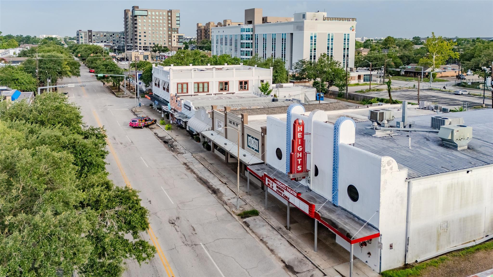 Houston, Texas 77008, United States, 3 Bedrooms Bedrooms, ,4 BathroomsBathrooms,Residential,Active,168369