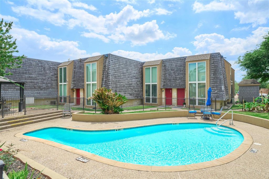 Photo of 16120 Stuebner Airline Road #212, Spring, TX 77379 (MLS # 11158319)