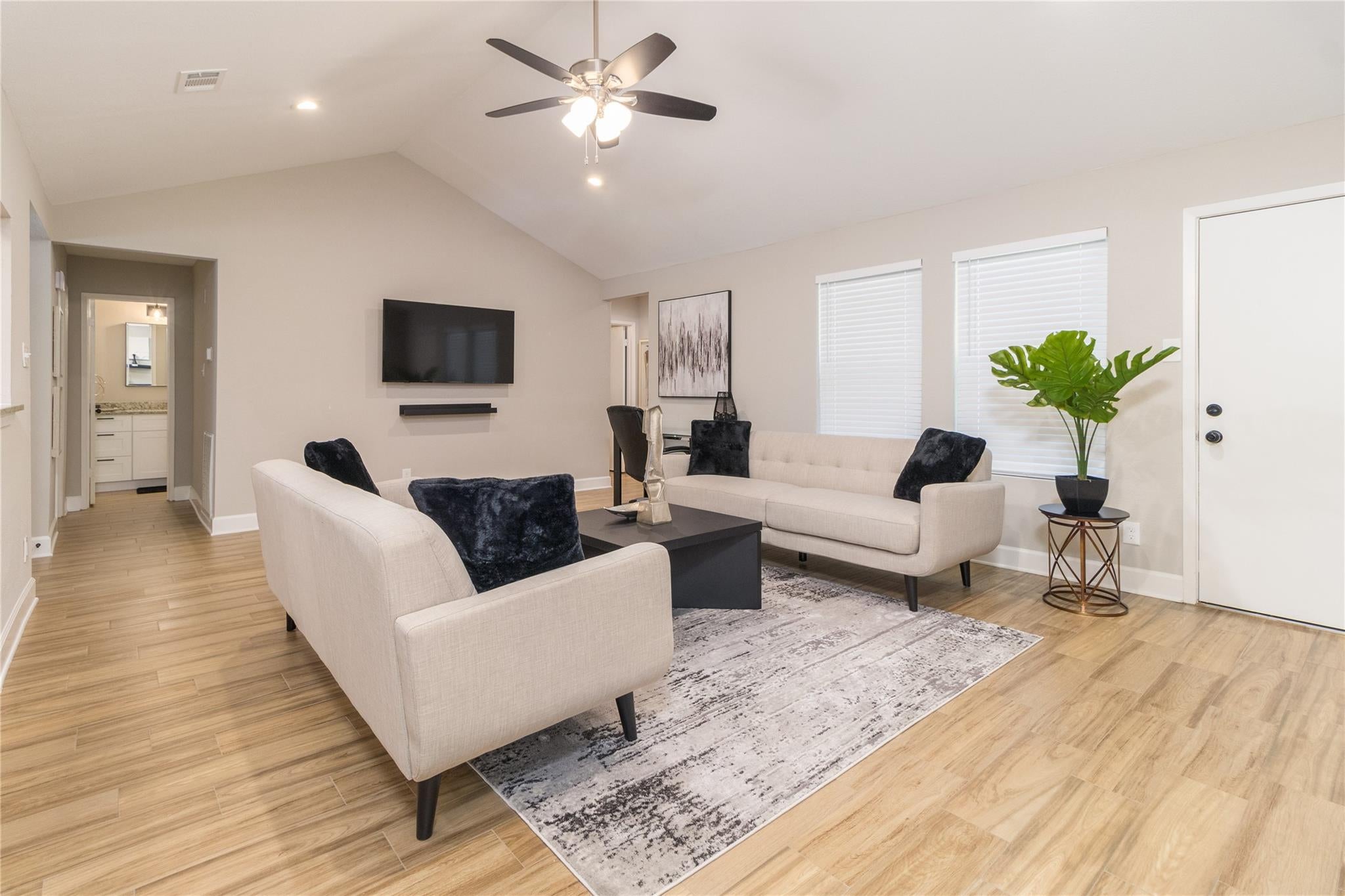 5447 Deer Timbers Trail