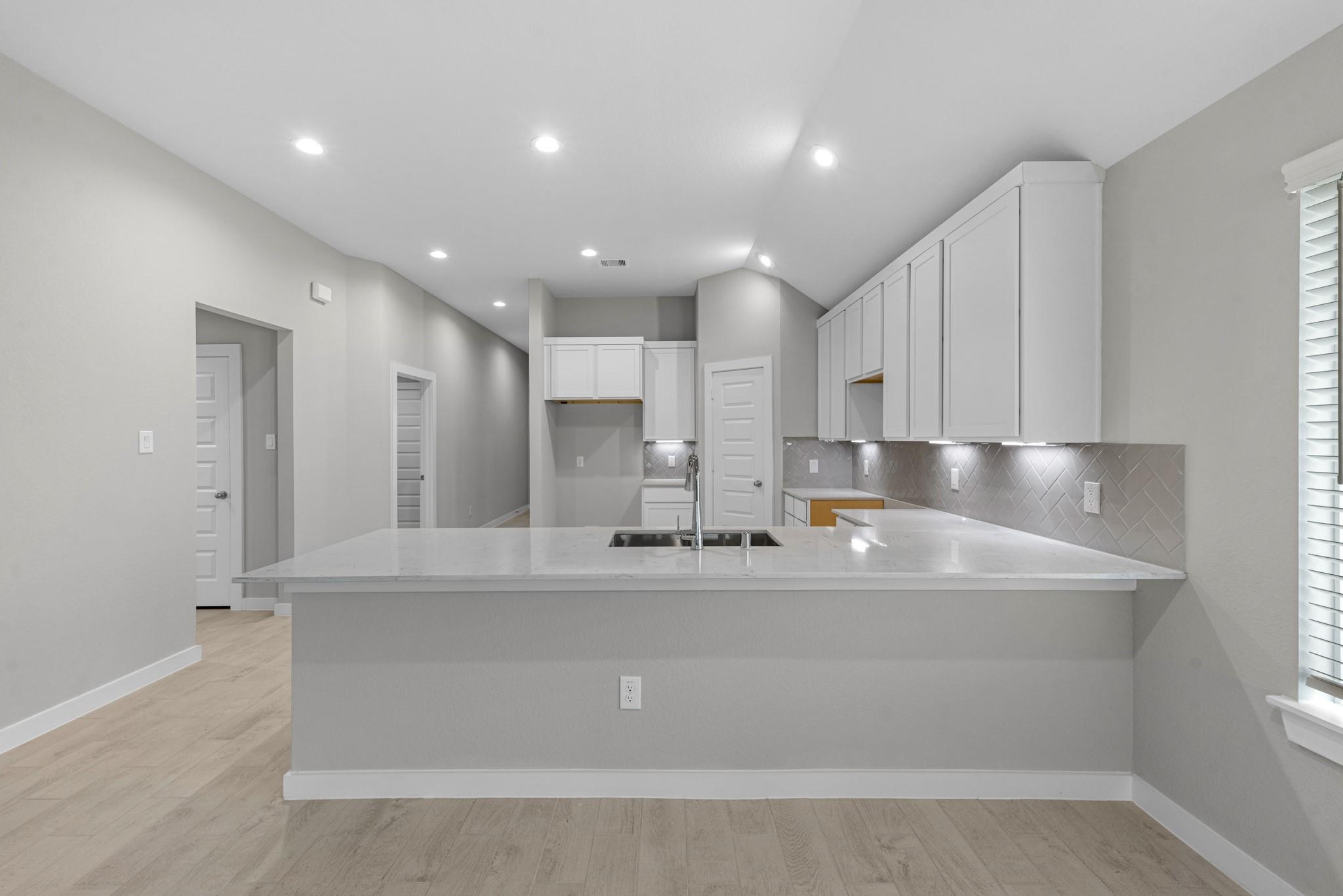 1711 Pecan Woods Lane