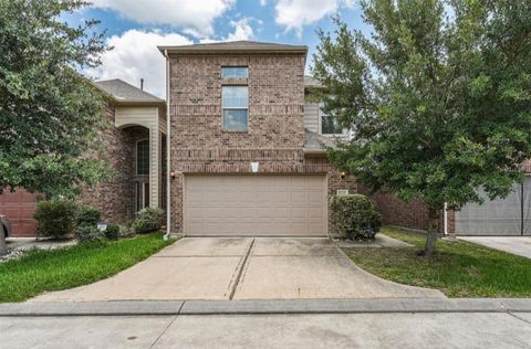 Photo of 17122 Amarose Drive, Houston, TX 77090 (MLS # 77395431)