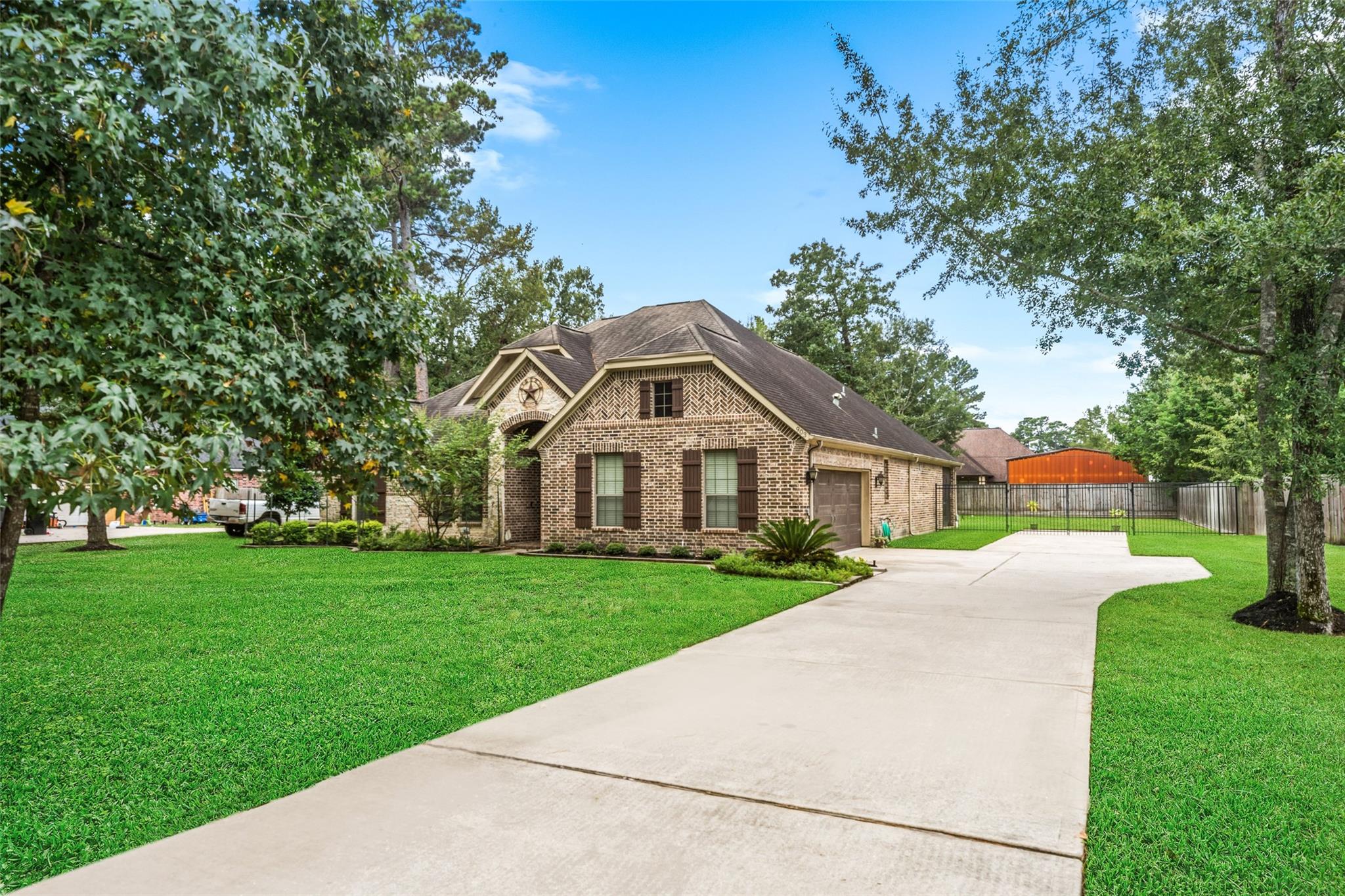 903 Weeping Willow Way