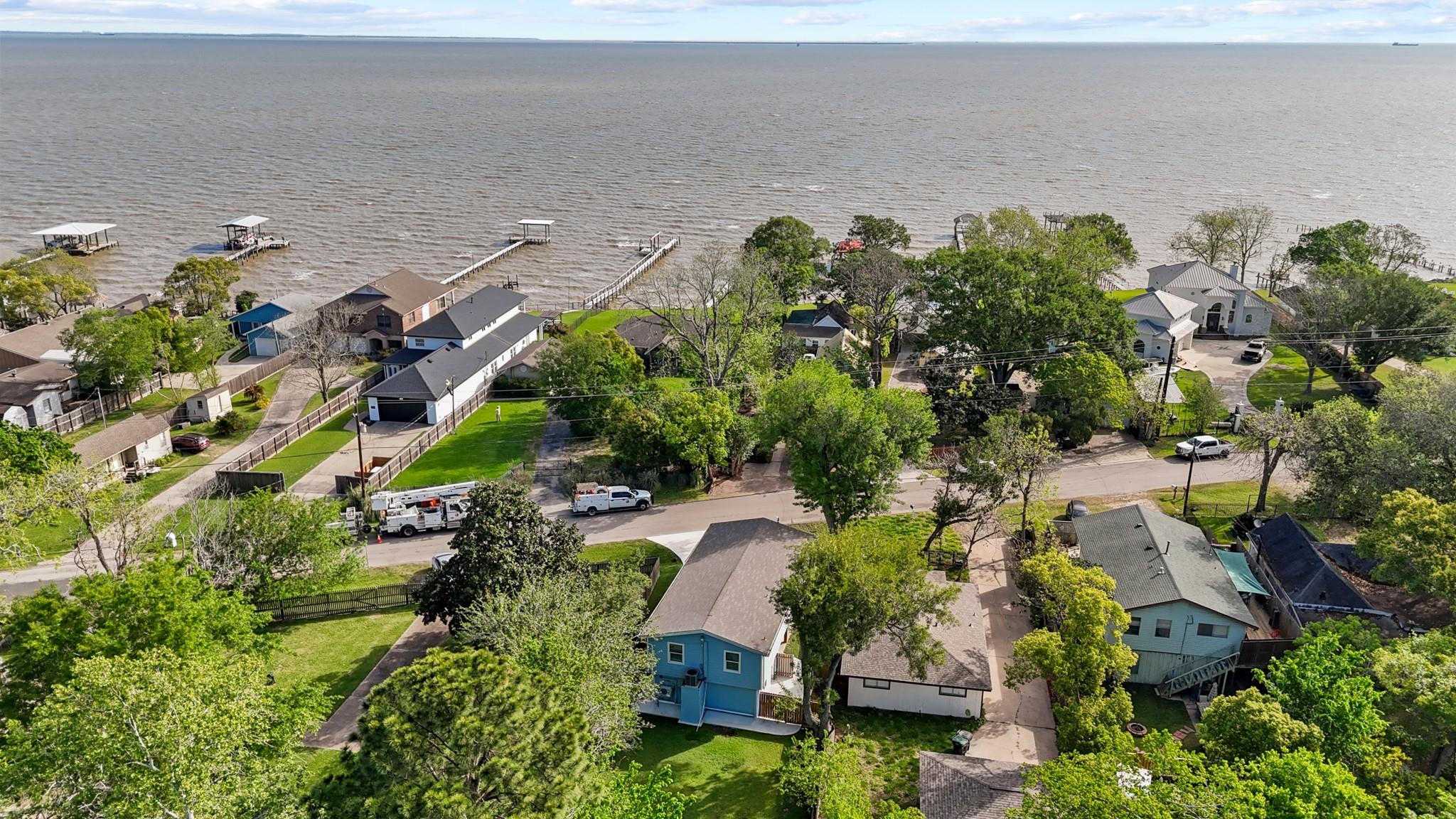 3802 Bayshore Drive