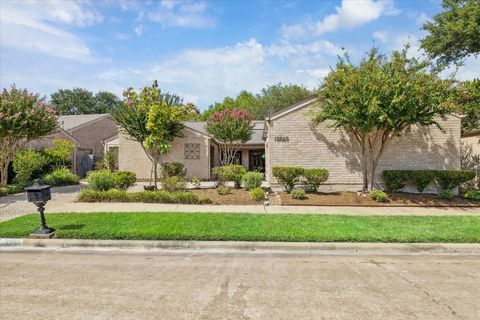 Photo of 12222 Ravenmoor Drive, Houston, TX 77077 (MLS # 36095930)