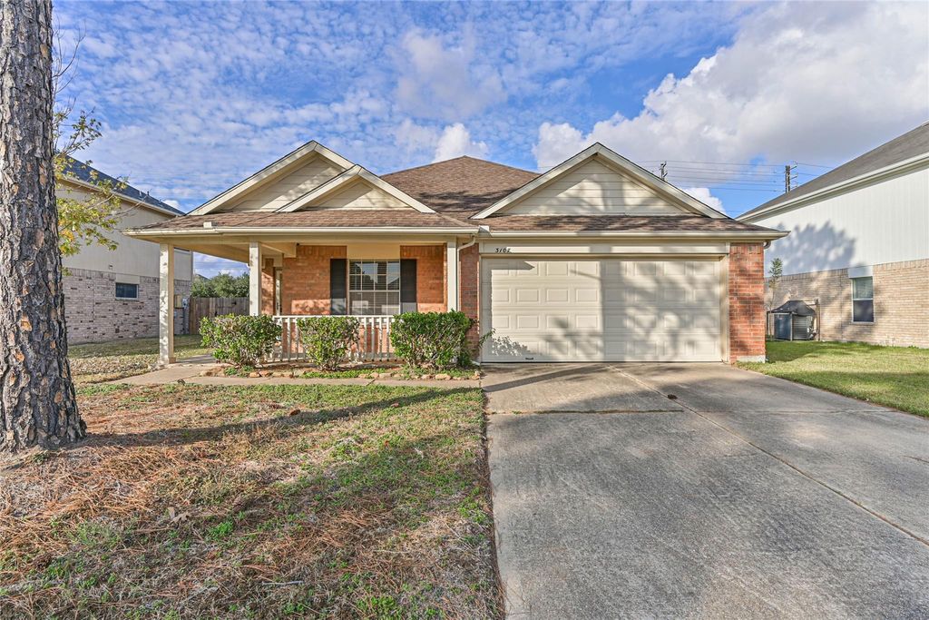 Photo of 3107 Maryfield Lane, Pearland, TX 77581 (MLS # 70248096)