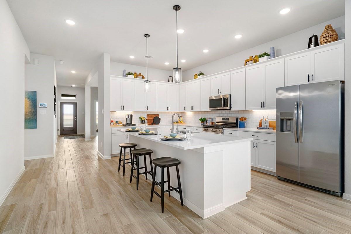 42730 Loma Vista Court