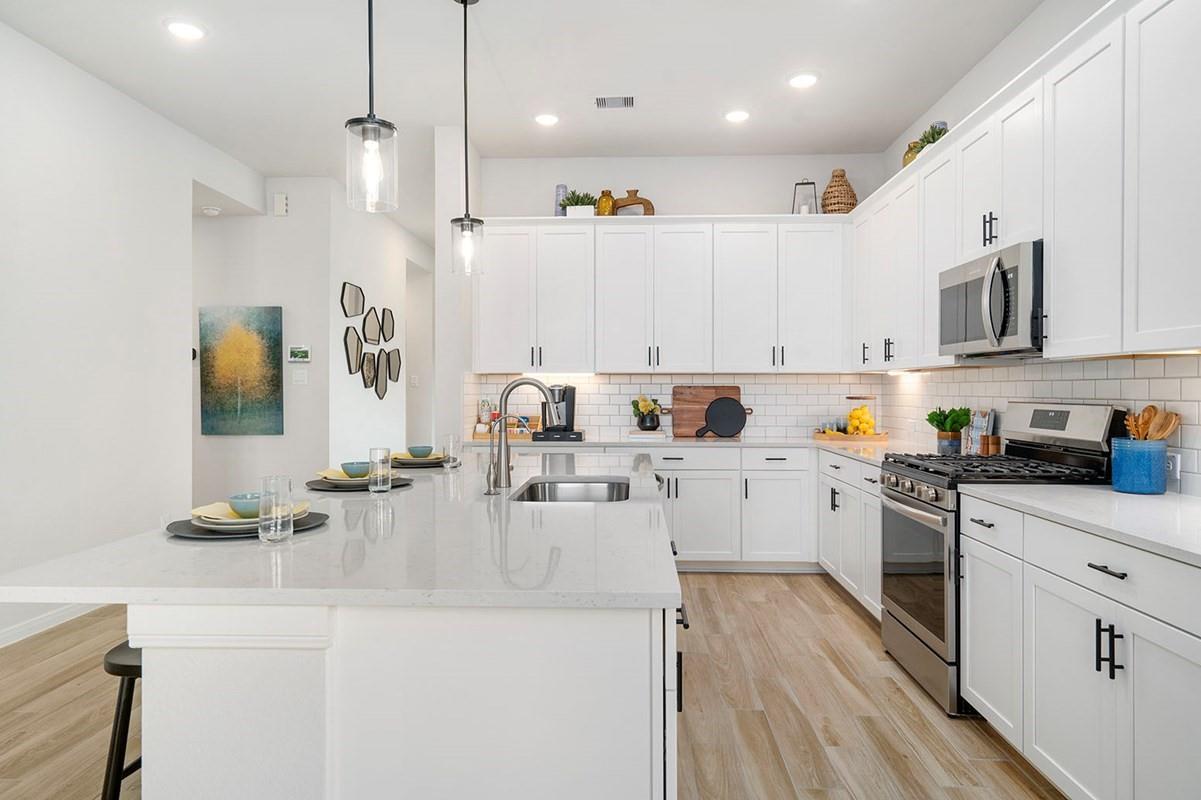 42730 Loma Vista Court