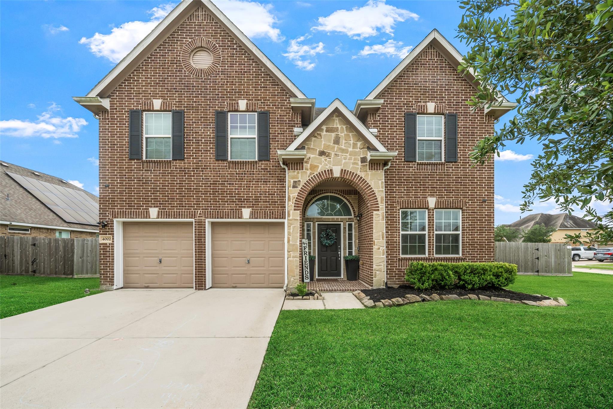 4002 Longwood Drive