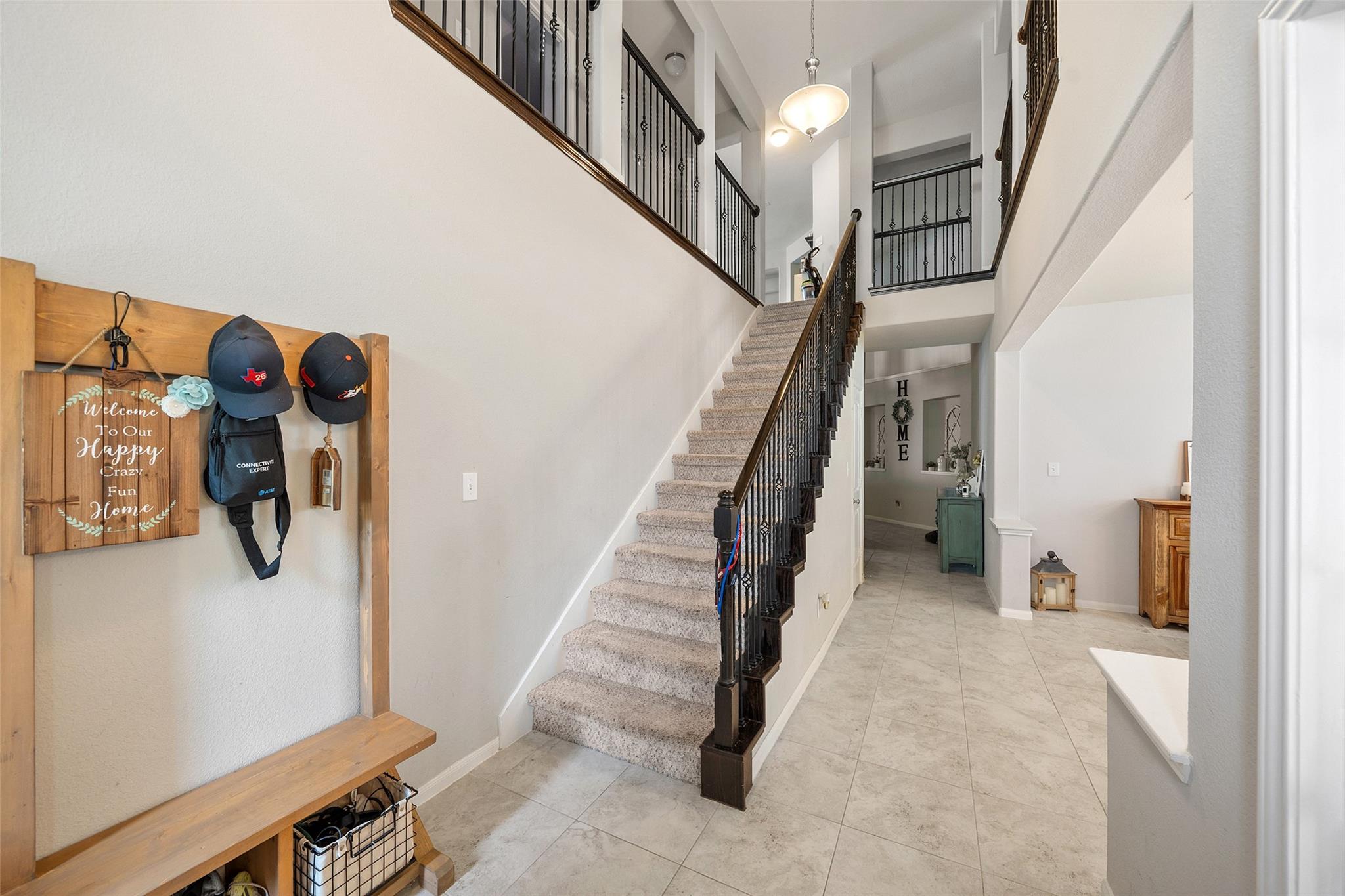 4002 Longwood Drive