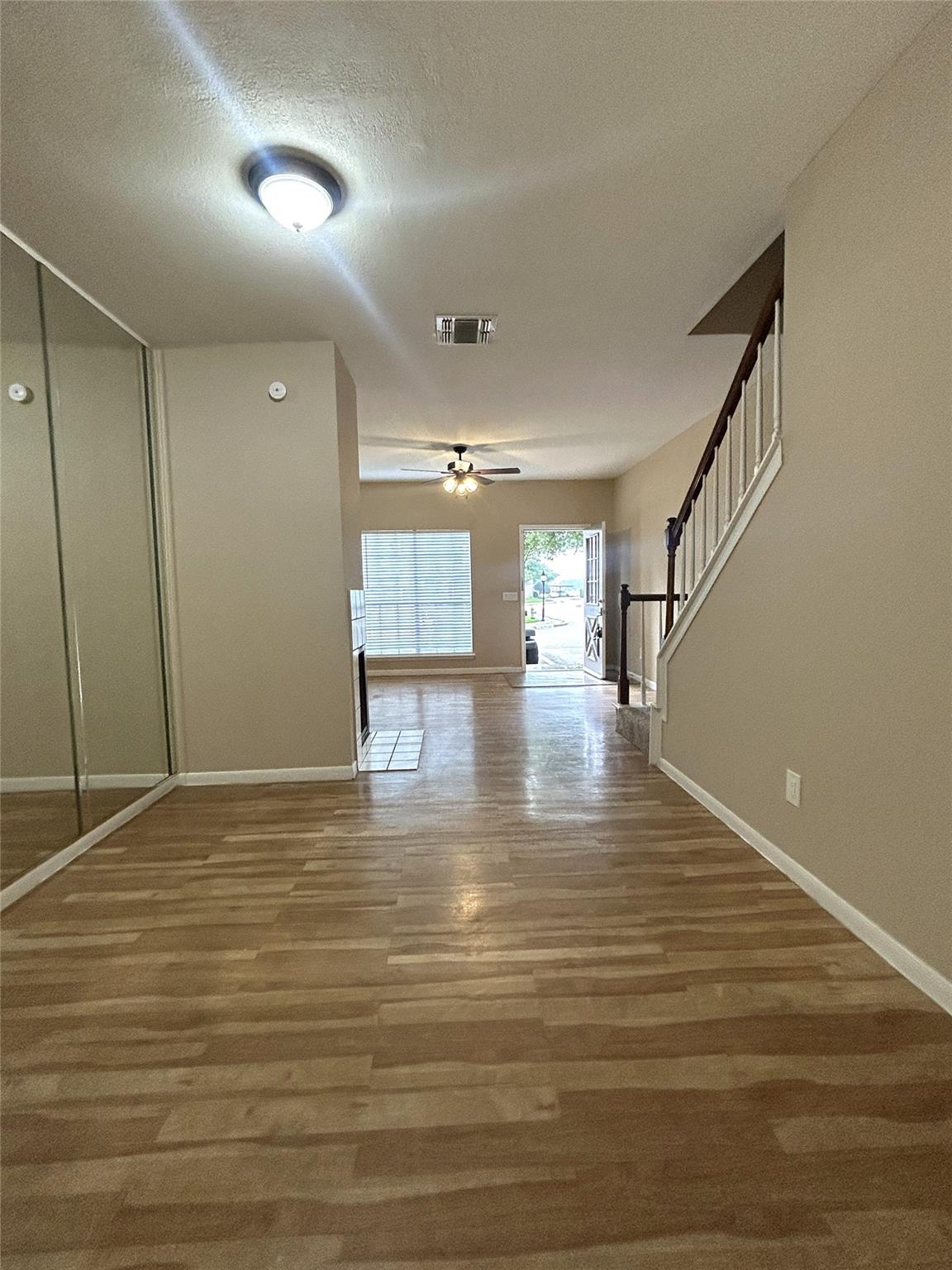 2910 Grants Lake Boulevard 1303