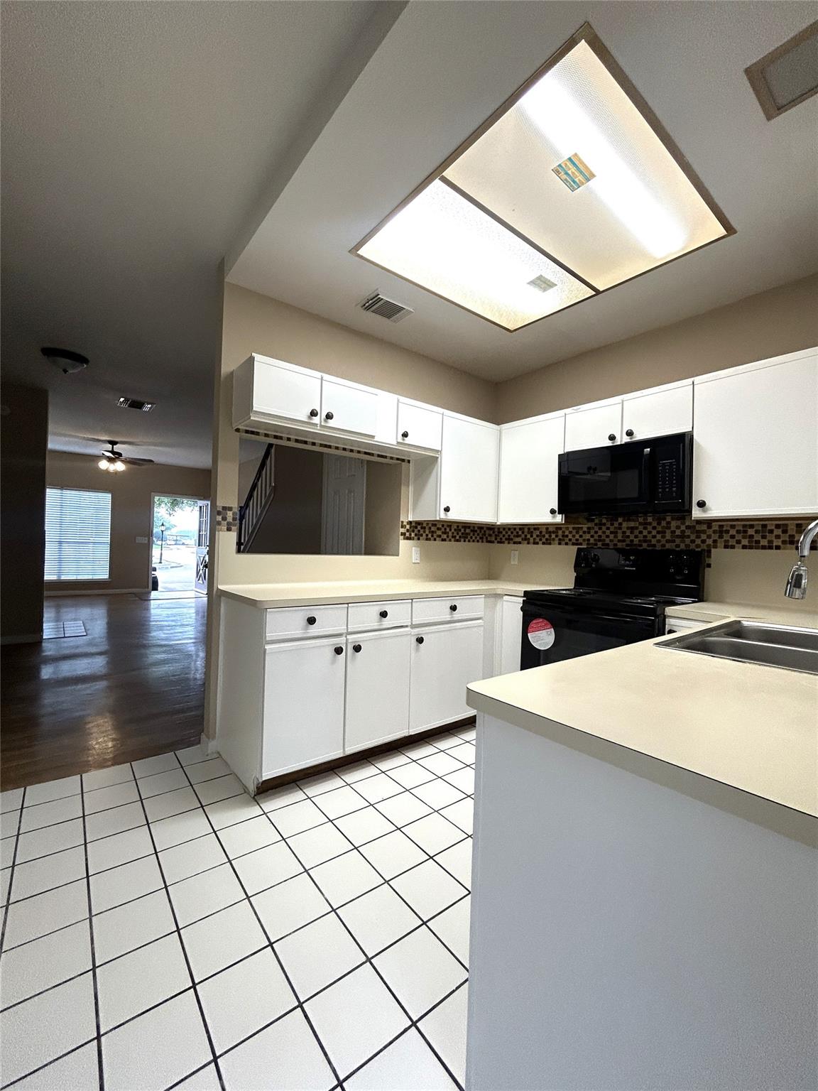 2910 Grants Lake Boulevard 1303