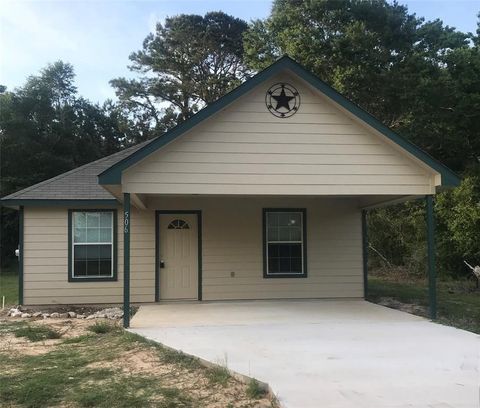 Photo of 516 County Road 2269, Cleveland, TX 77327 (MLS # 16623357)