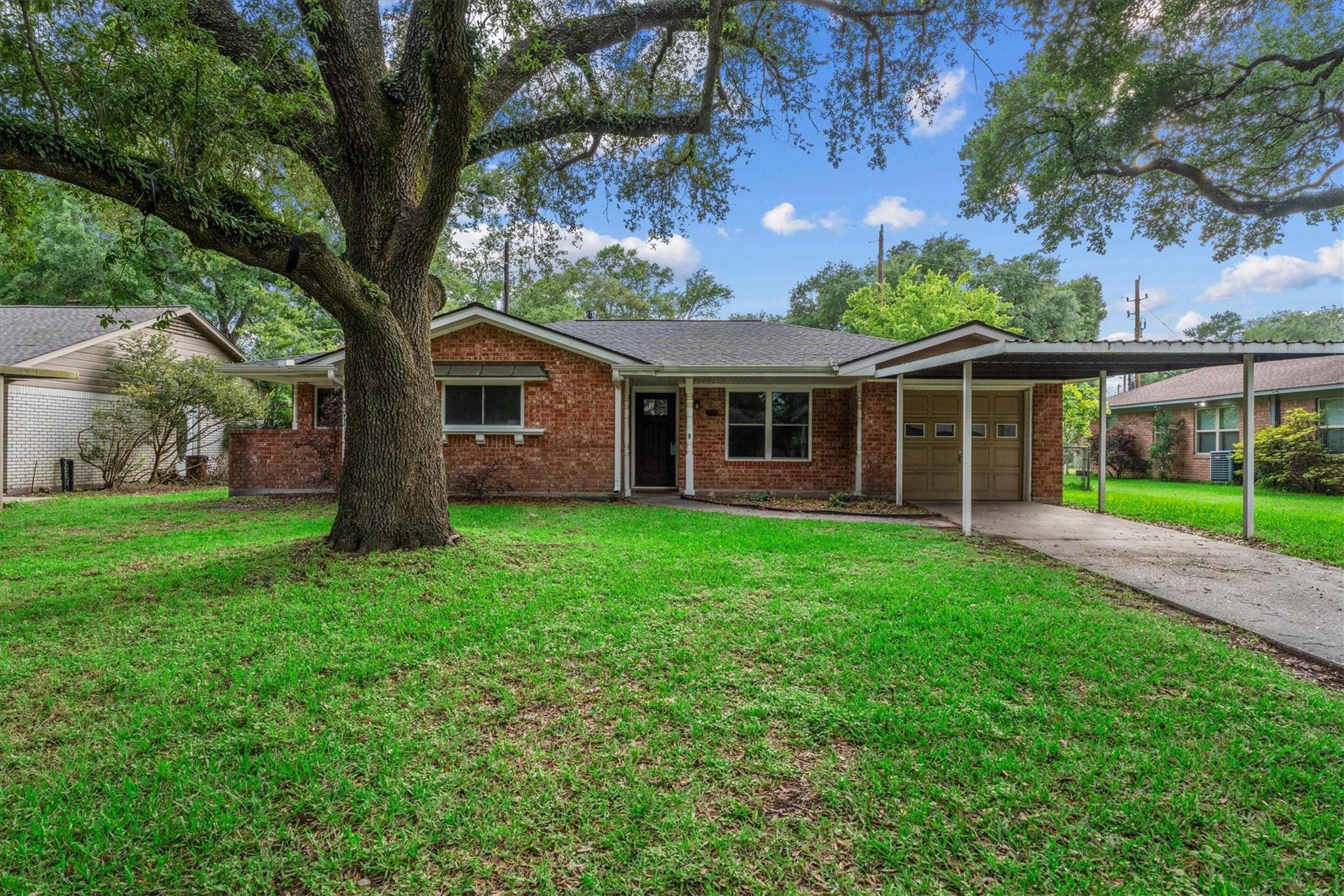 703 Barbara Street