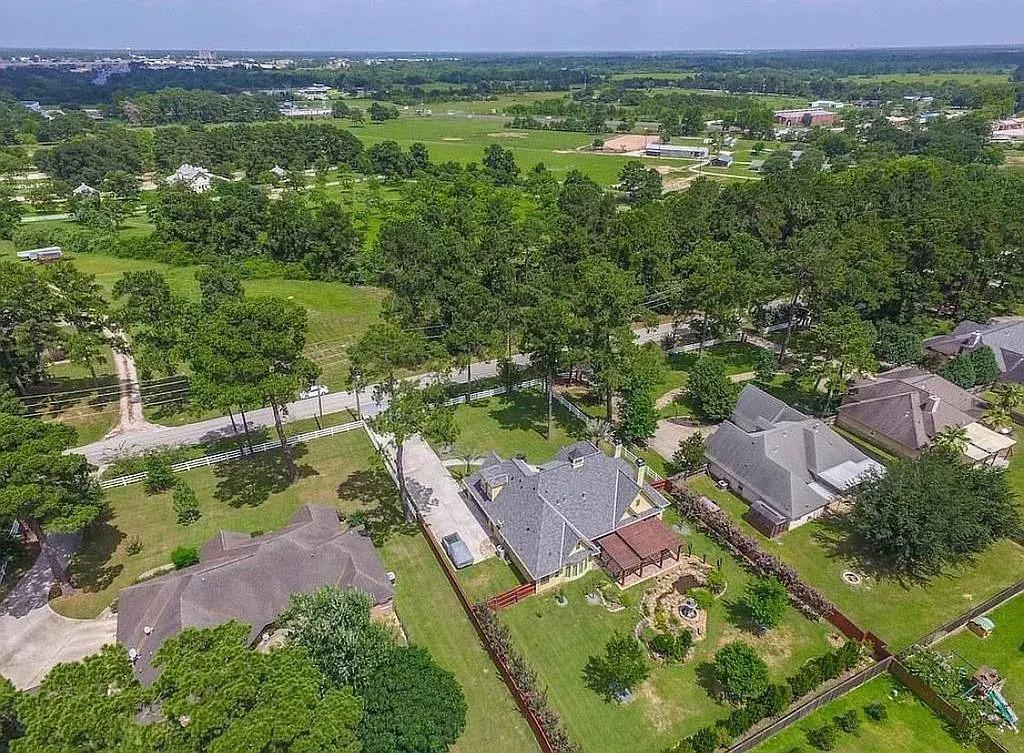 22235 Tomball Cemetery Road