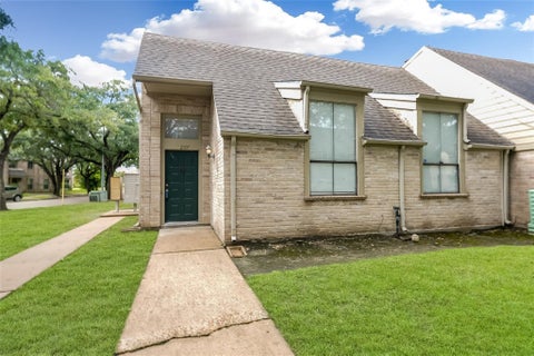 Photo of 2107 Hazlitt Drive, Houston, TX 77032 (MLS # 92564313)
