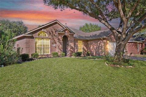Photo of 19938 Cresent Creek Drive, Katy, TX 77449 (MLS # 93885965)