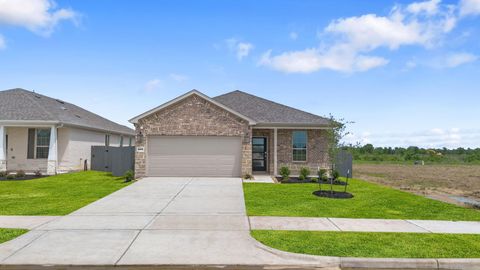Photo of 9011 Bay Lodge Lane, Baytown, TX 77521 (MLS # 55780073)