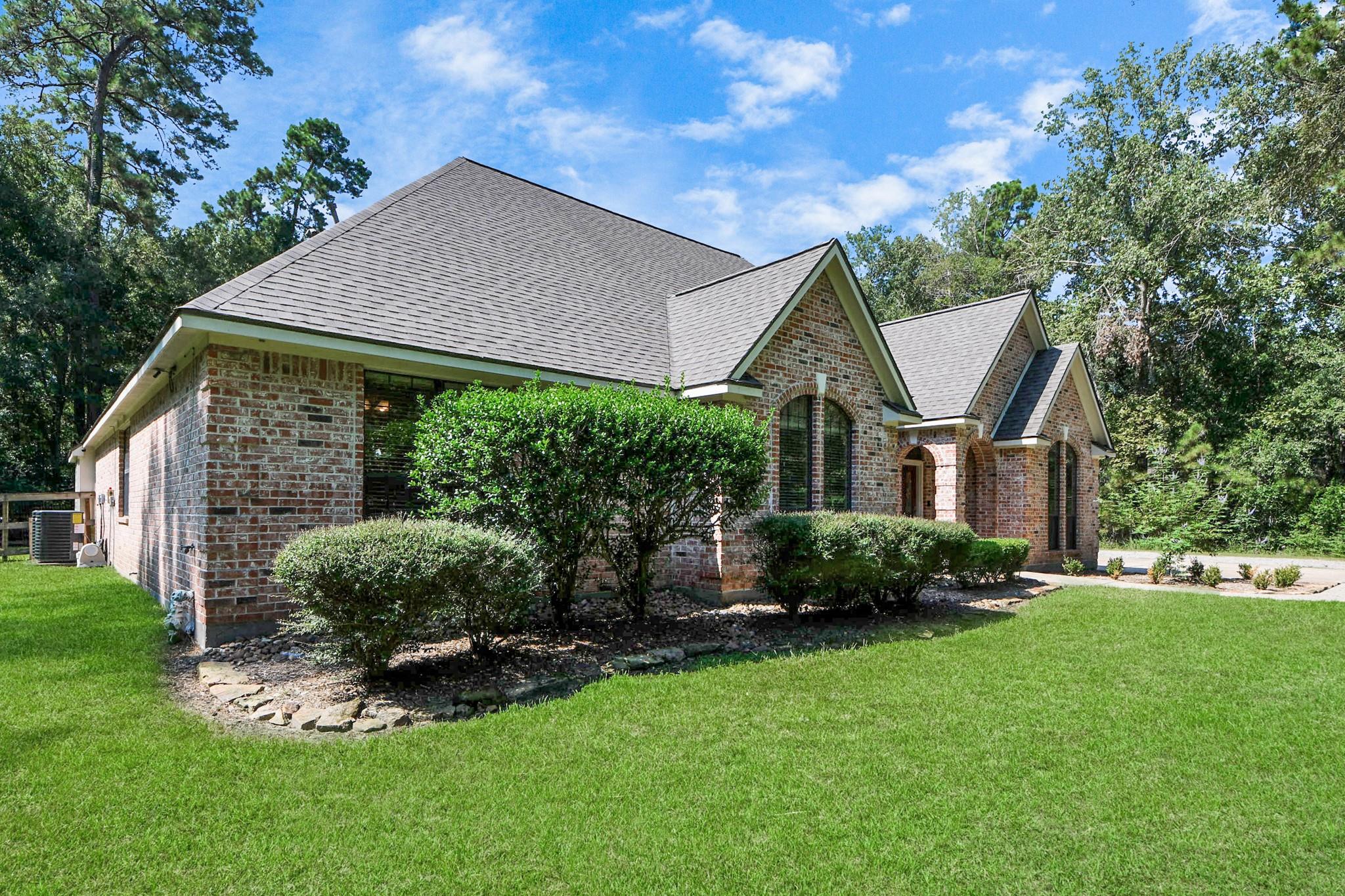 2922 Hargraves Rd Road