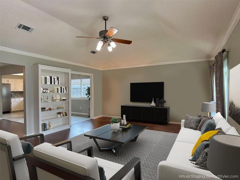 Photo of 11914 Waldemar Drive, Houston, TX 77077 (MLS # 34275560)