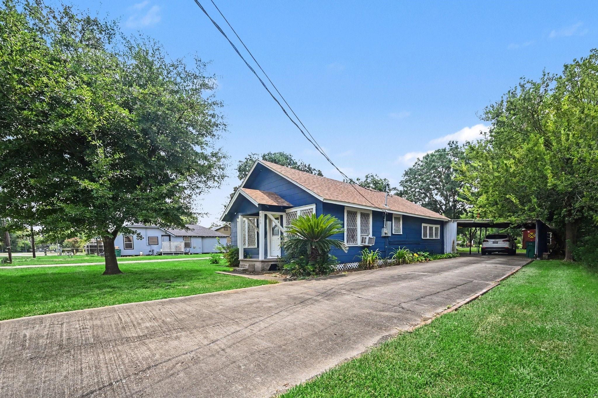 4810 Holly Ave