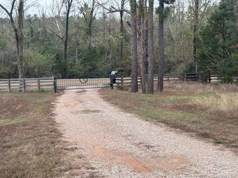 3901 E Fm 942 Livingston TX 77351