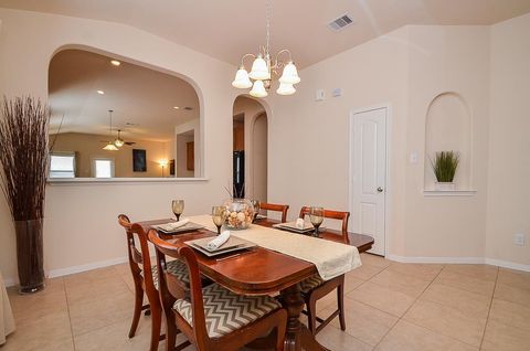 Tiny photo for 614 W Newport Bend, Katy, TX 77494 (MLS # 42289179)