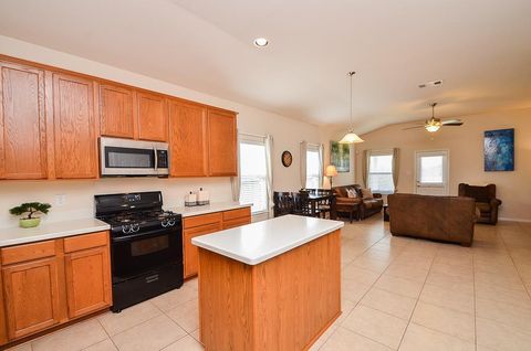 Tiny photo for 614 W Newport Bend, Katy, TX 77494 (MLS # 42289179)