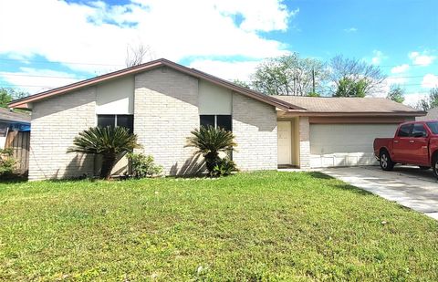 Photo of 11622 Old Telegraph Road, Houston, TX 77067 (MLS # 17563314)