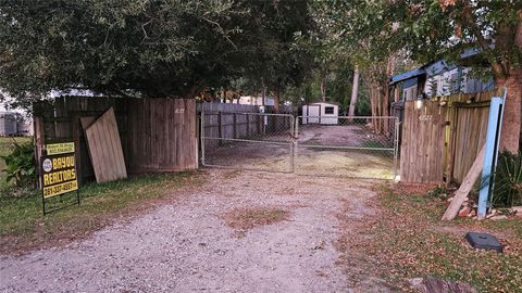 4727 8th Street Bacliff TX 77518