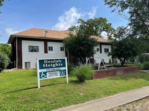 Photo of 2810 Wills St, Eldorado, IL 62930 (MLS # 35683507)