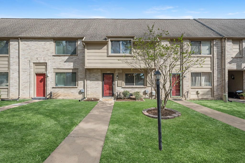 Photo of 6434 Kentwick Drive, Houston, TX 77084 (MLS # 85162656)