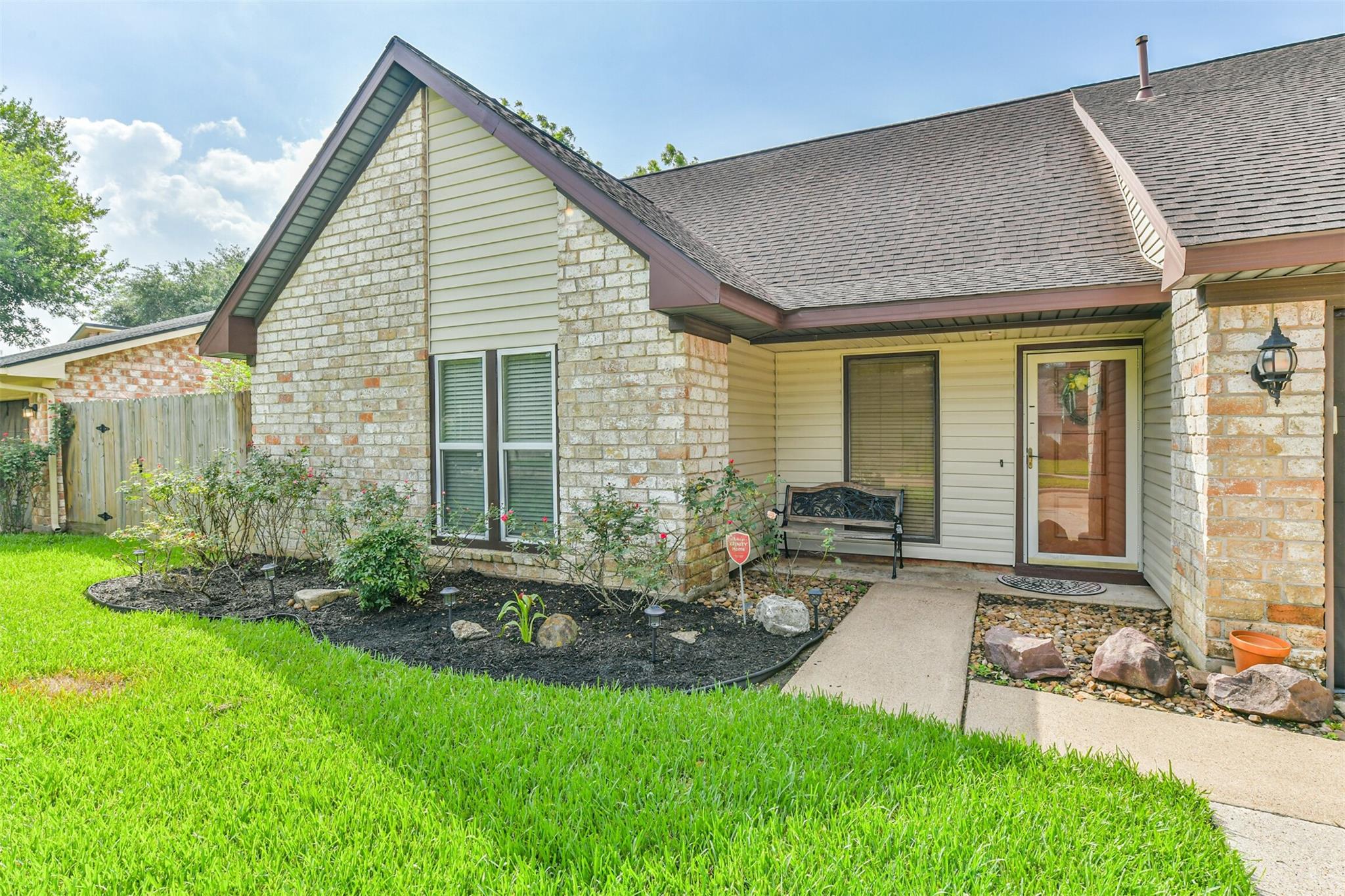 9818 Sagepike Drive