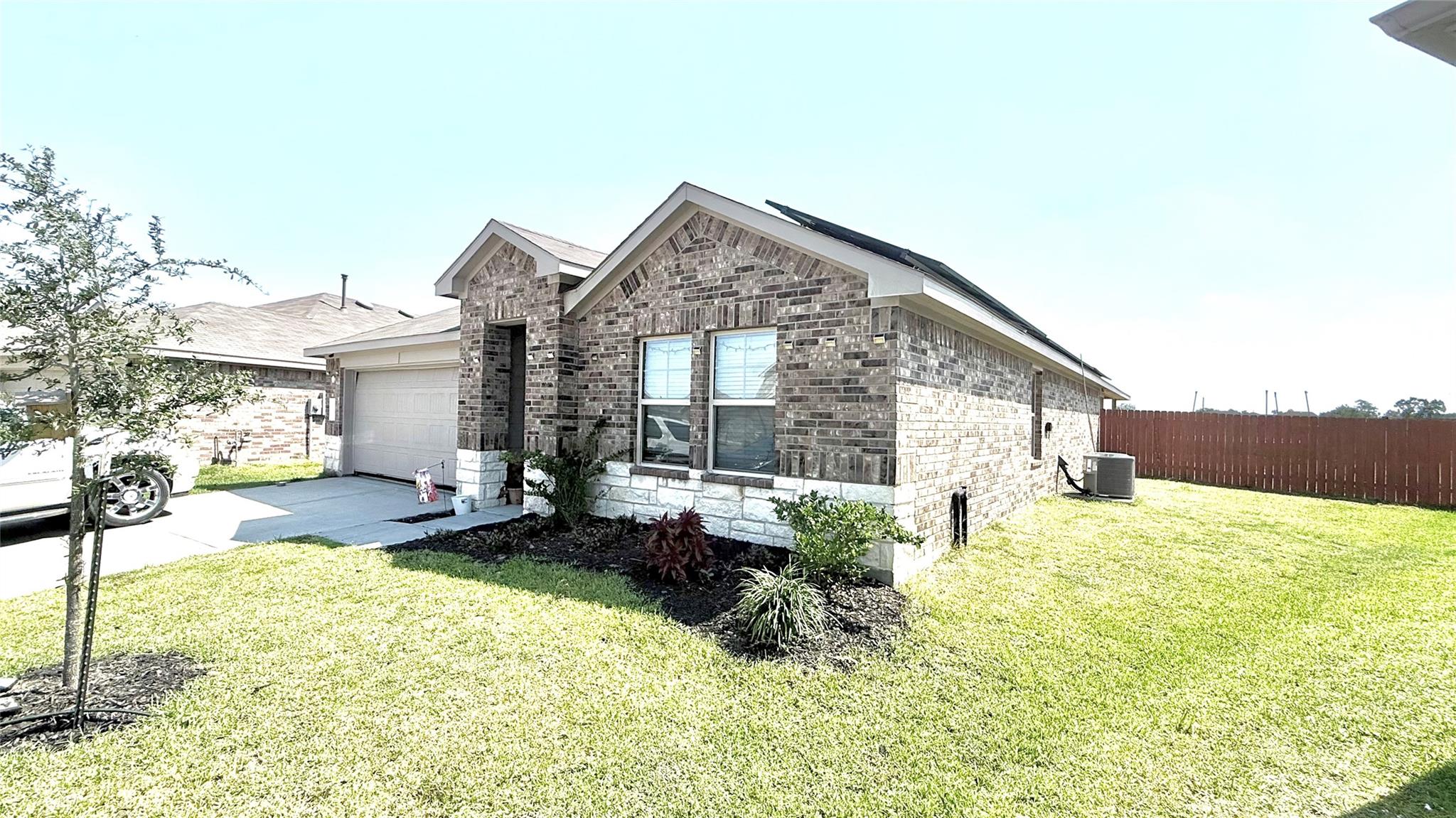 5102 Moonlit Garden Lane