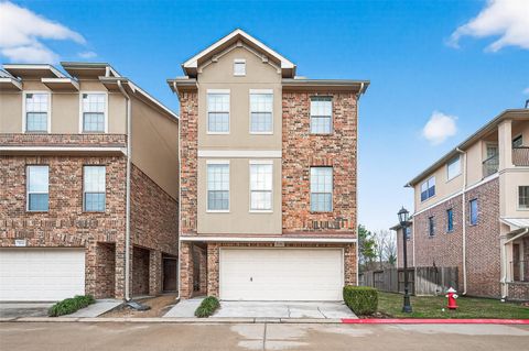 Photo of 8102 Stoneyway Drive, Houston, TX 77040 (MLS # 71822290)