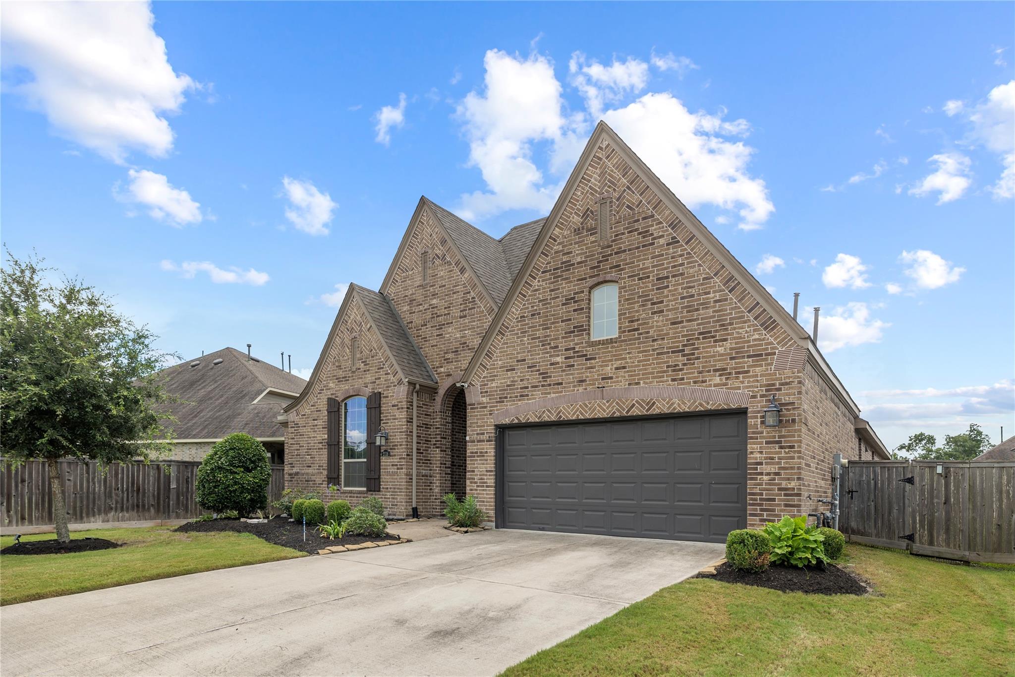 2118 Clyde Falls Drive