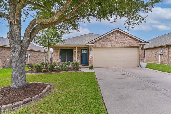 3118 CAMBRIDGE MEADOWS LN, DICKINSON, TX 77539 - Image d079e84f986e77d762d45dc74852eb7b/3665342671