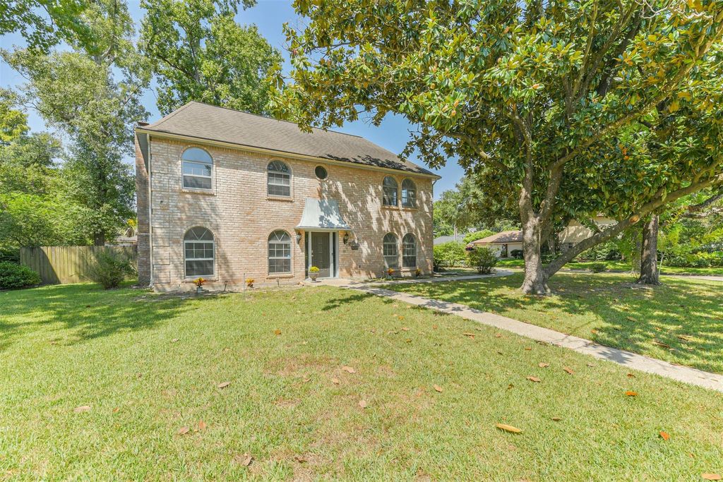 Photo of 19731 Sweetgum Forest Drive, Humble, TX 77346 (MLS # 97078625)