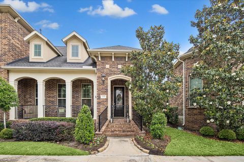Photo of 530 Imperial Boulevard, Sugar Land, TX 77498 (MLS # 65136801)