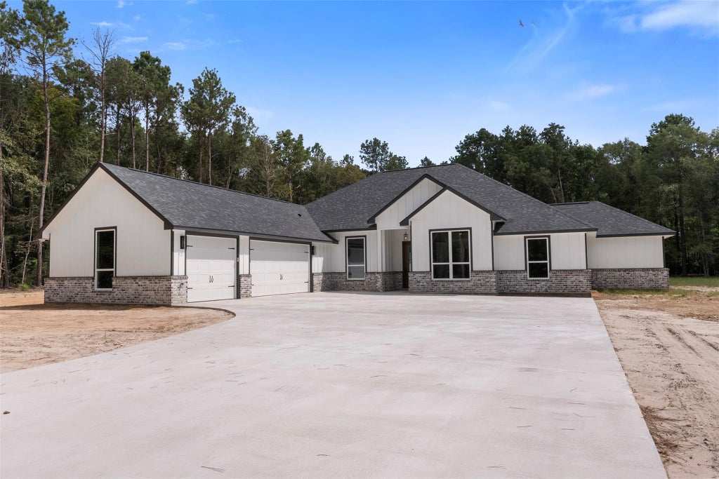 Photo of 4190 Duroc Court, Cleveland, TX 77328 (MLS # 12316736)