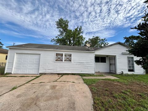 Photo of 7211 Orlando Street, Houston, TX 77016 (MLS # 58543921)