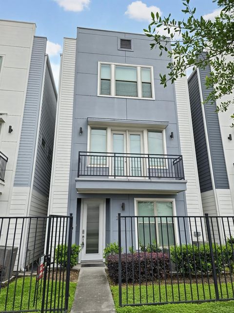 Photo of 2613 Hutchins Street, Houston, TX 77004 (MLS # 76727190)