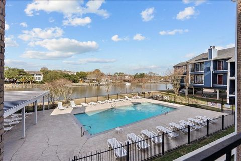 Condo For Sale - 18511 Egret Bay Boulevard #205<br/> Webster, TX 77058